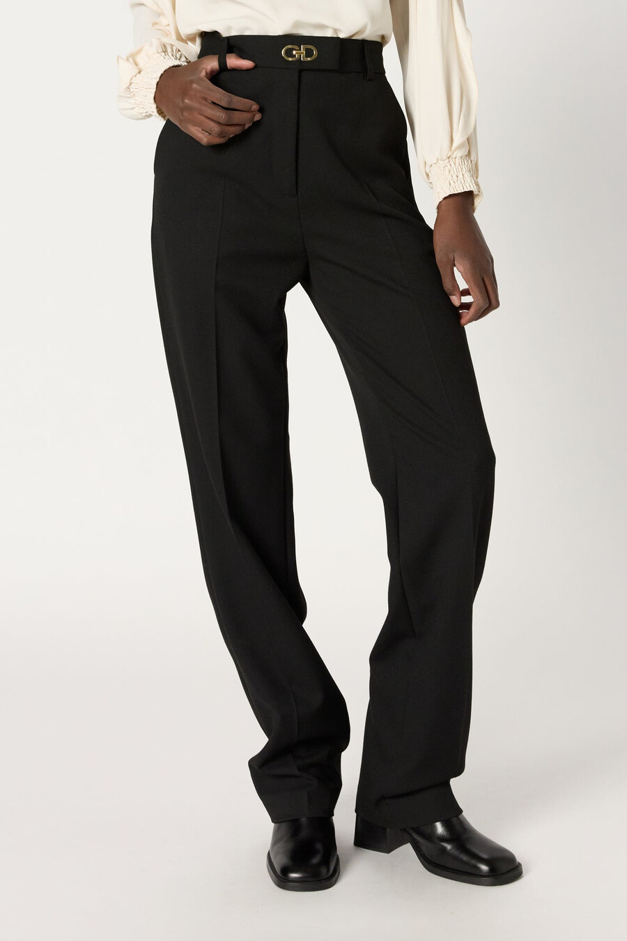 pantalon droit à monogramme doré - caroline
