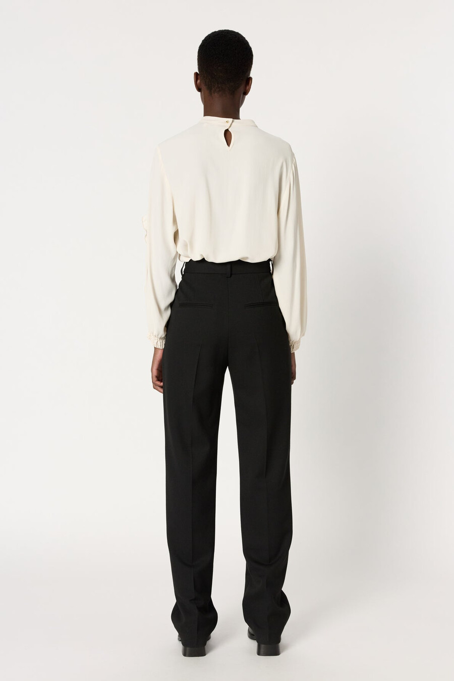 pantalon droit à monogramme doré - caroline