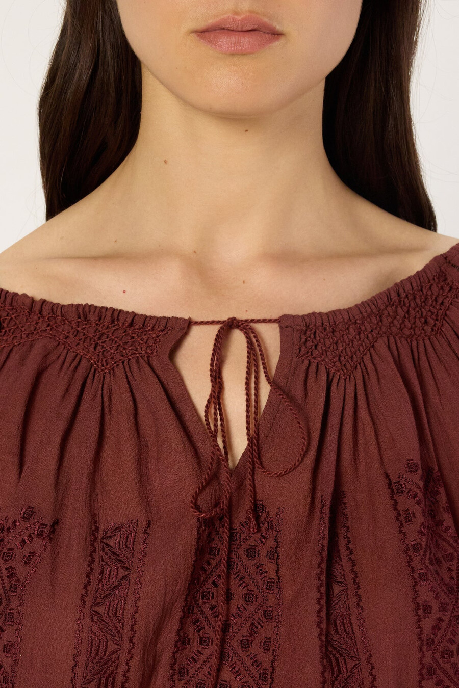 blouse brodée à large encolure - aglae