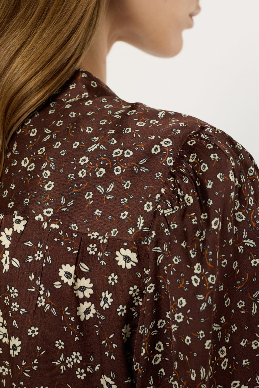 chemise en satin à fleurs - anaelle