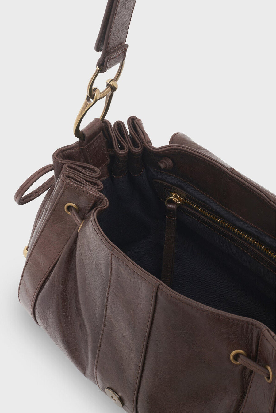 sac en cuir froissé - besace 24