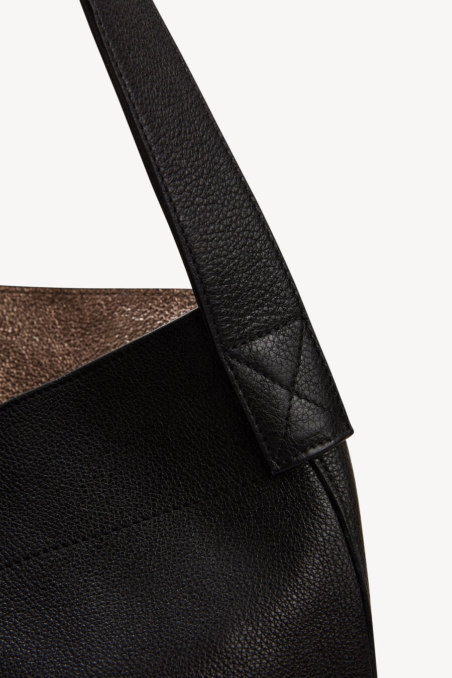 sac hobo en cuir grainé avec doublure métallique - lady